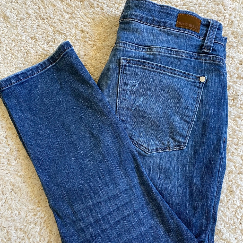 Judy Blue Capri’s